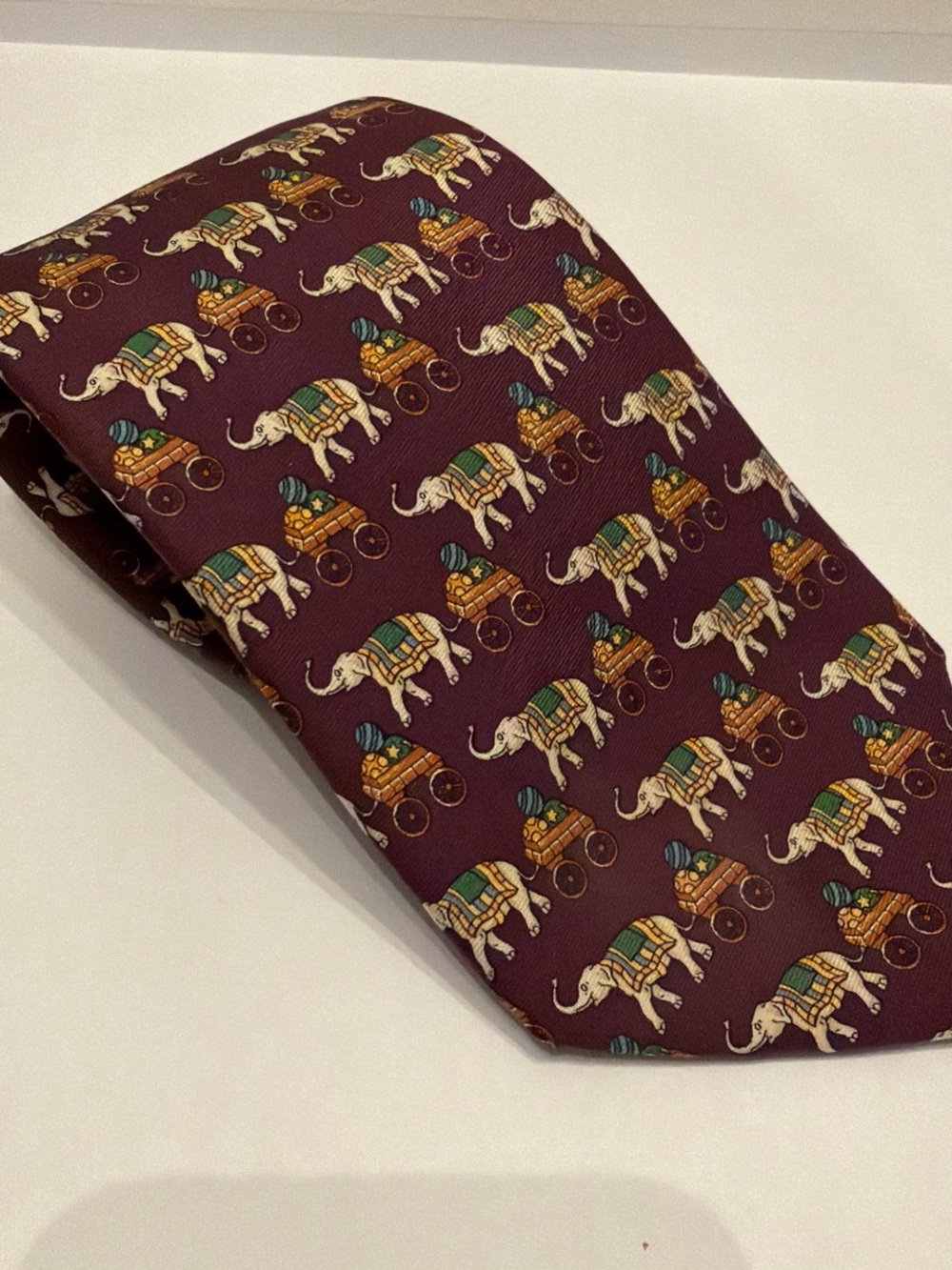 🎪Brooks Brothers Makers Burgundy Silk Tie with Circus Elephant & Carriage Motif
